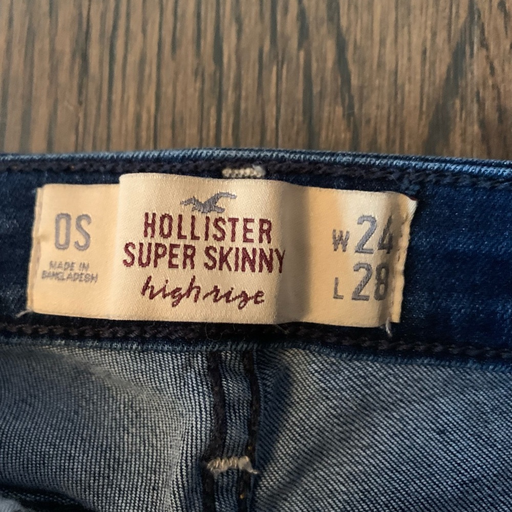 hollister high rise skinny jeans